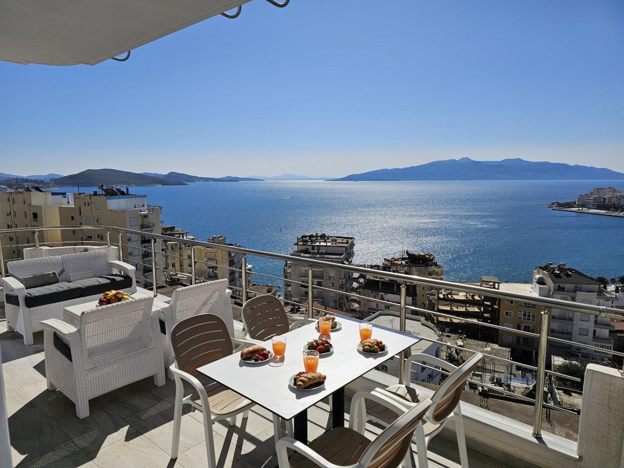 Panorama View Apartments Saranda Kültér fotó