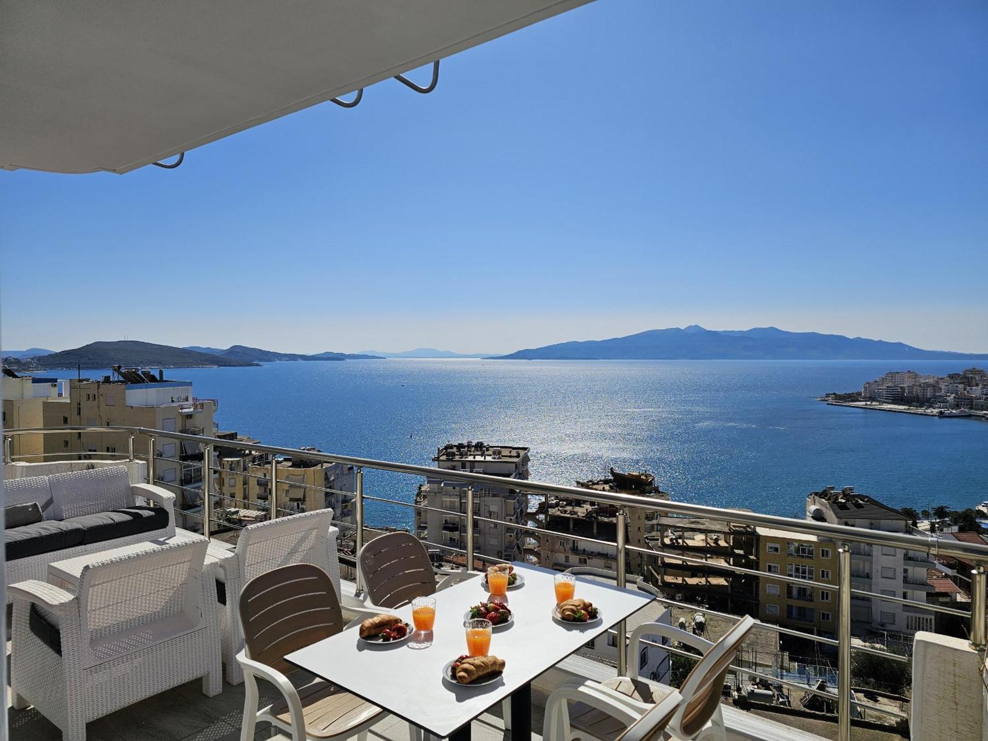 Panorama View Apartments Saranda Kültér fotó