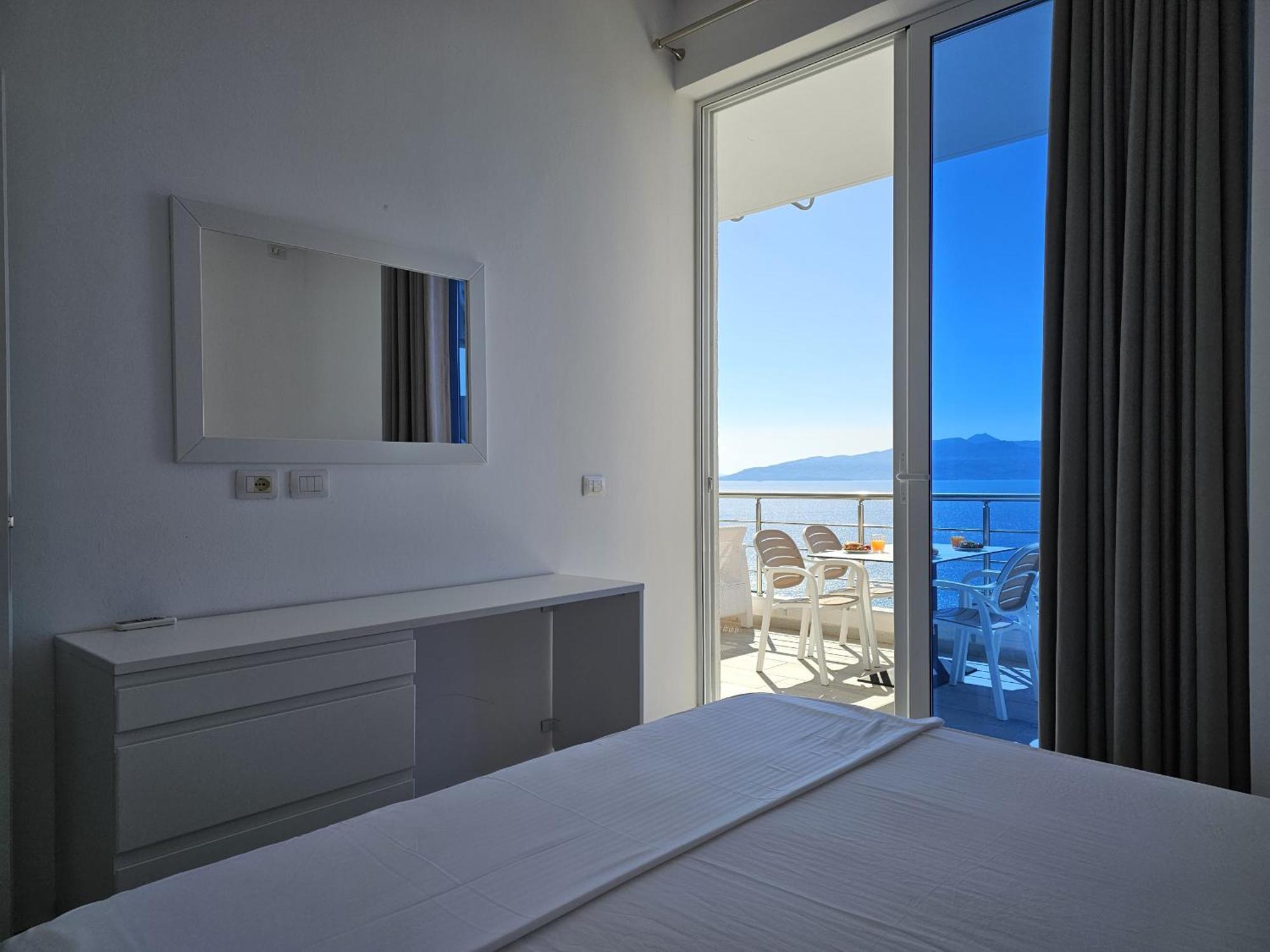 Panorama View Apartments Saranda Kültér fotó